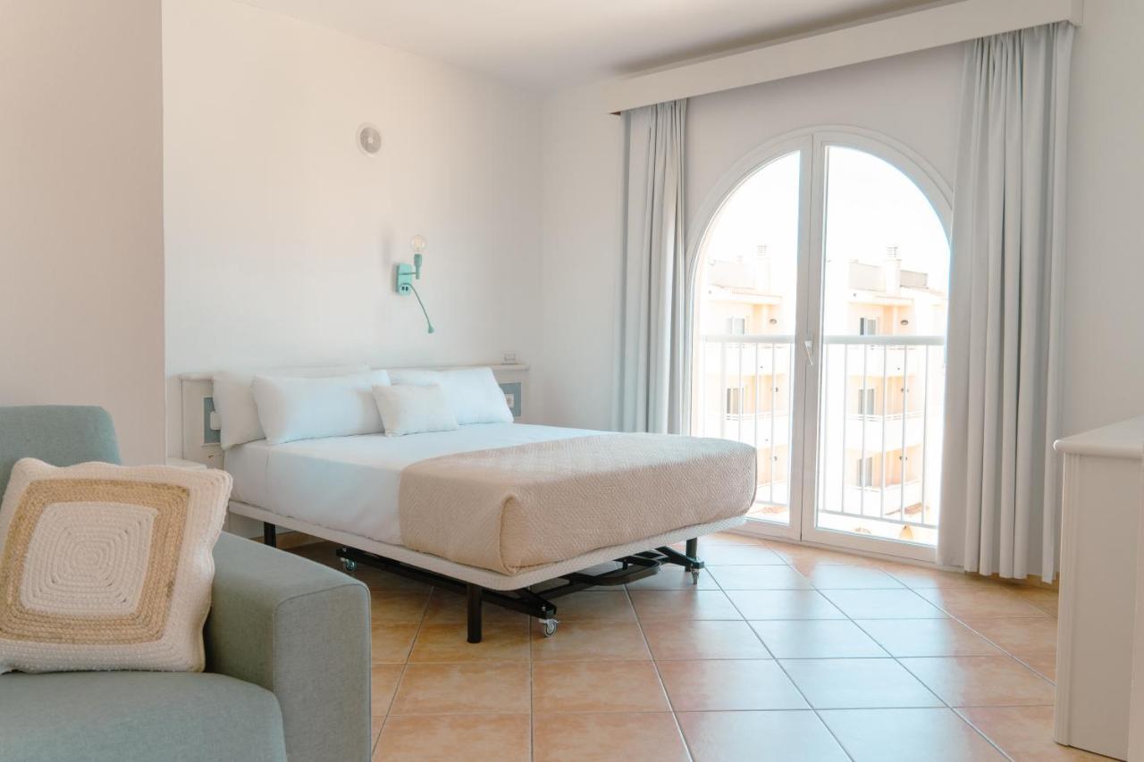 Rosamar Ibiza Hotel (Adults Only) San Antonio  Exterior photo